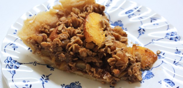 #htmlcaption_2925 Recipe: Apricot Granola Crumble Pie and Giveaway