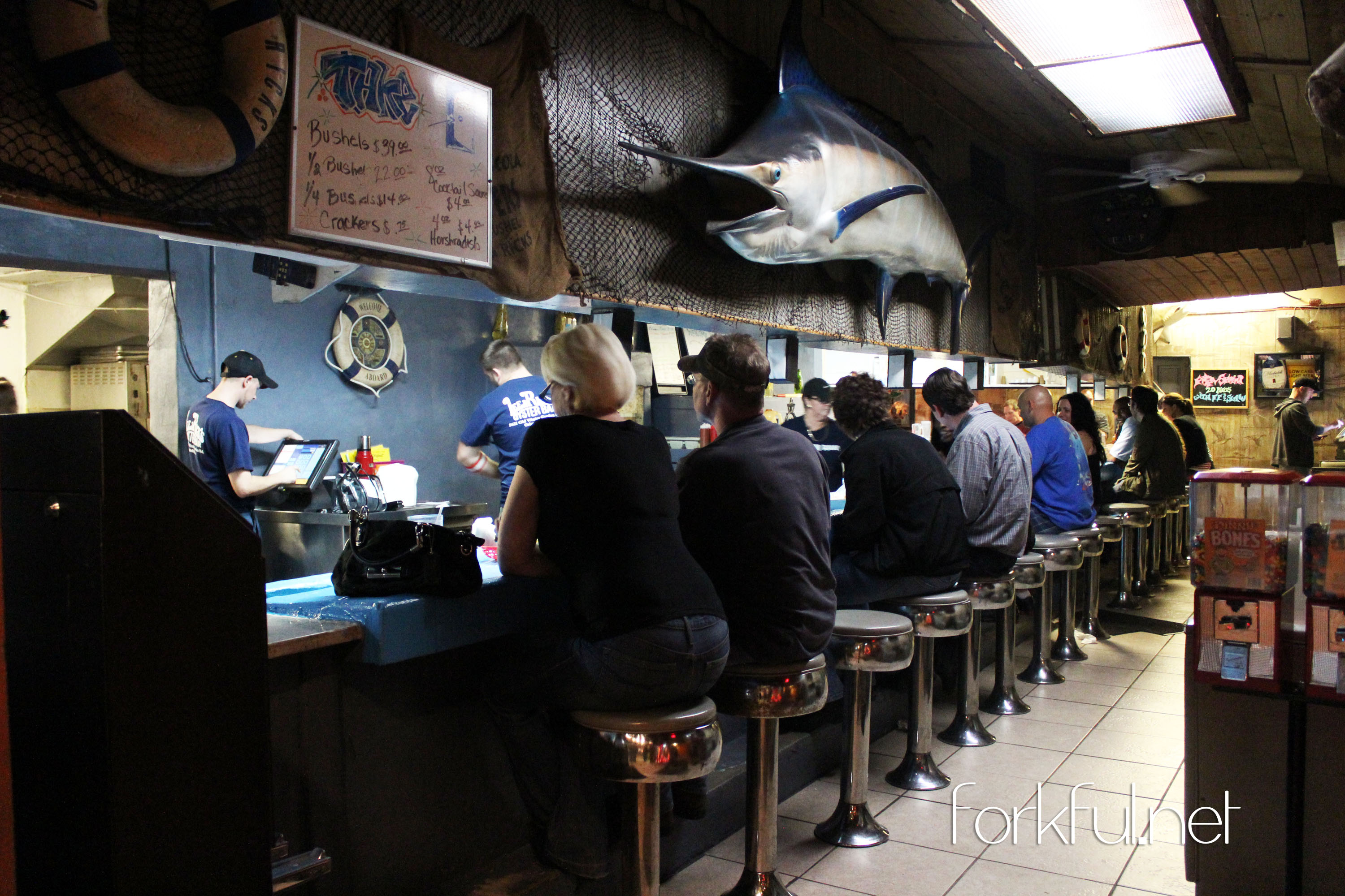 Lee & Rick's Oyster Bar and Seafood House – FORKFUL